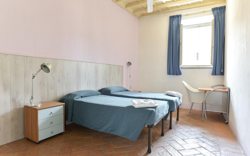 Female Only Hostels for Solo Female Travellers - Orsa Maggiore Hostel Rome